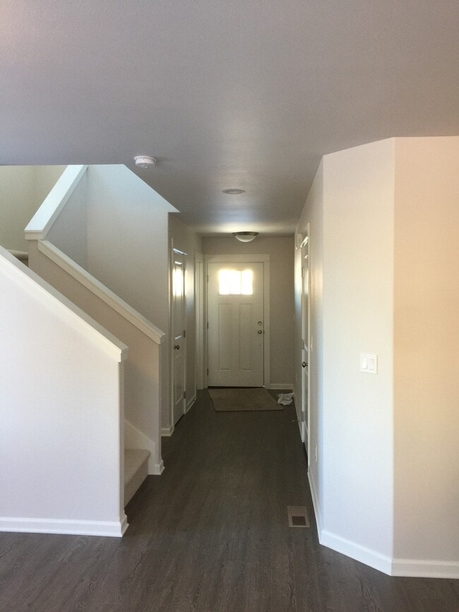 Building Photo - 20430 Angel Ct
