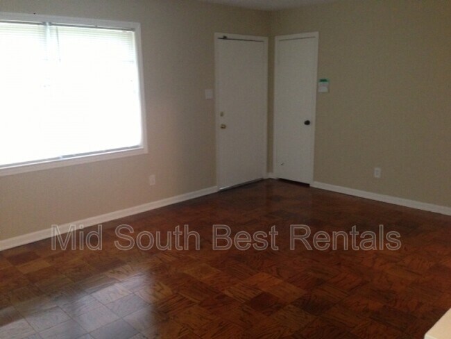 Foto del edificio - 4206 Warbonnet St
