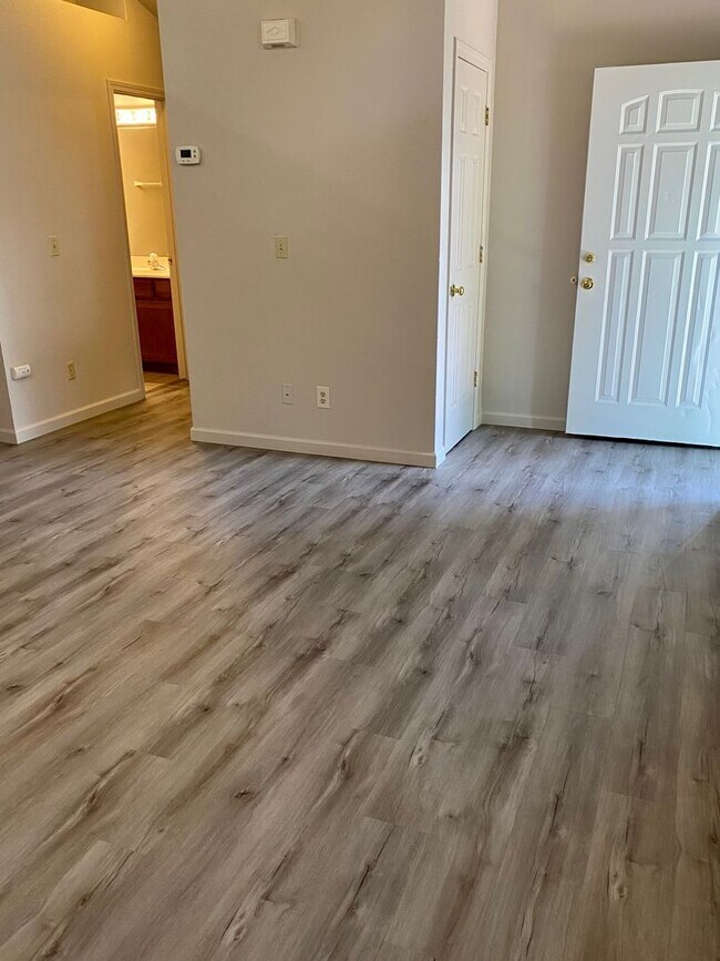 Foto del edificio - 3649 Canyon Loop