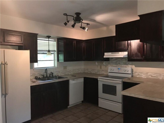 Foto del edificio - 100 Robin Way