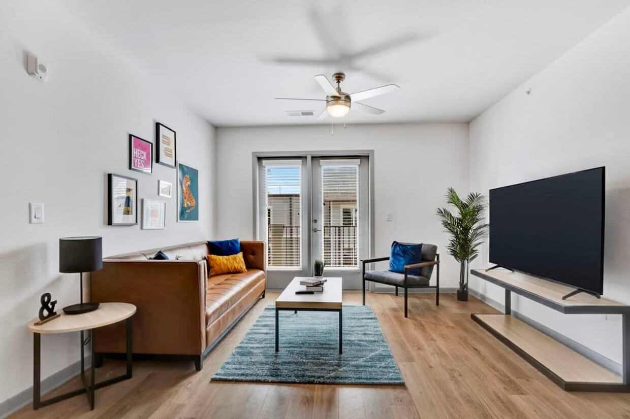 Foto principal - 894 Tiger Blvd