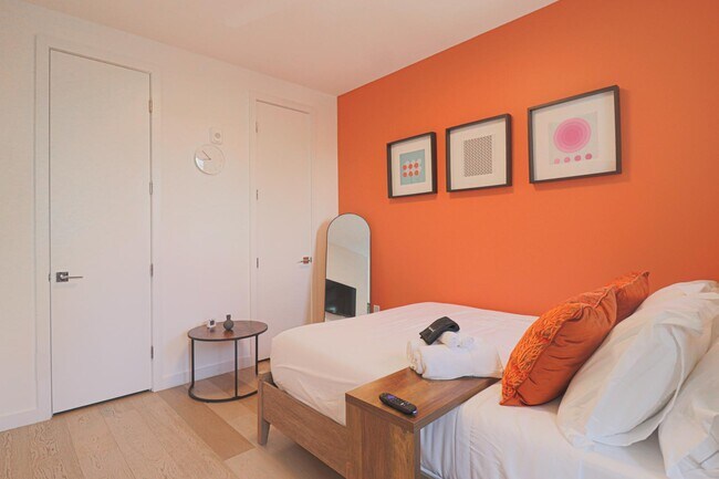 Building Photo - 1806 A St NE