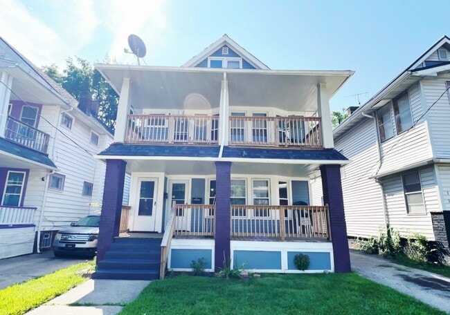 Building Photo - 398 E 149th St