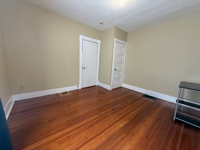 Foto del edificio - 53 Litchfield St