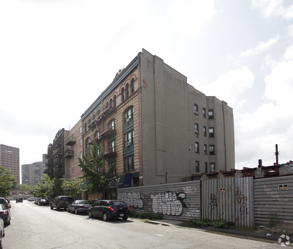 Primary Photo - 434-436 S 5th St