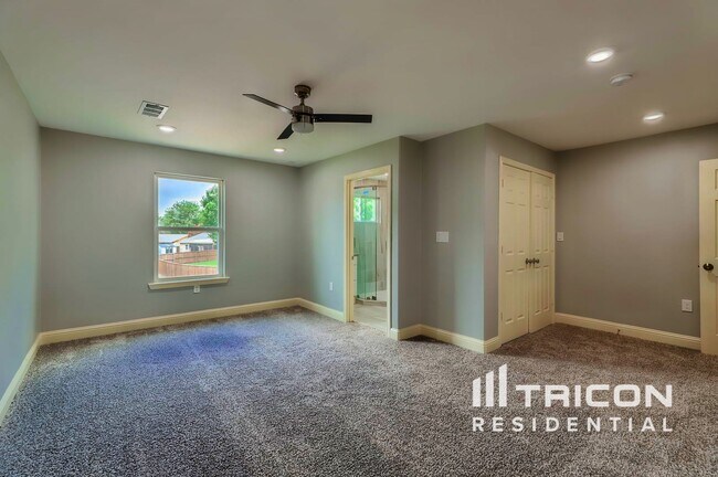 Foto del edificio - 5617 Kerry Ln