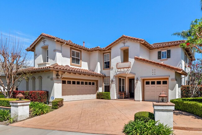 Building Photo - Spectacular Hilltop Estate with Panoramic ...