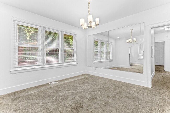 Foto del edificio - 2964 Leslie St