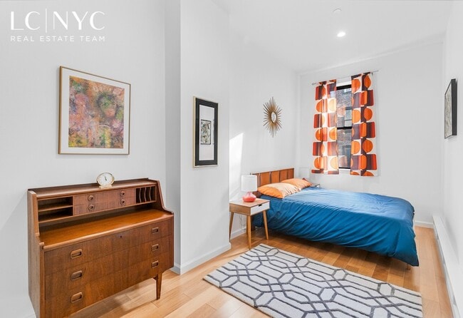 Building Photo - West 160th Street