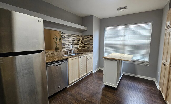 Foto del edificio - 5528 Bridge Pointe Dr
