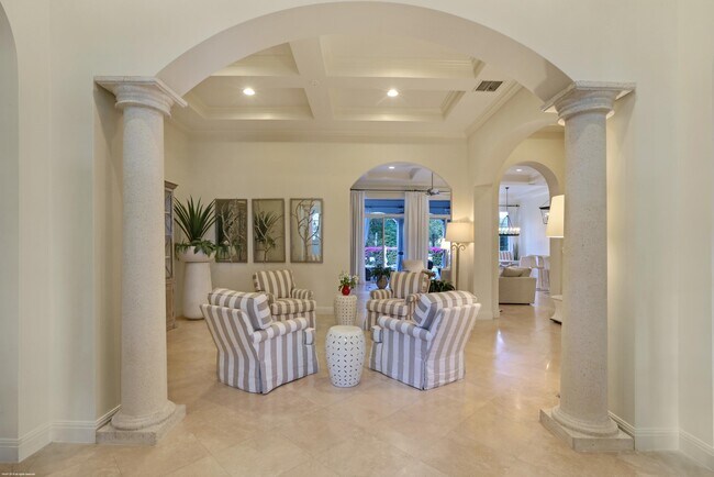Building Photo - 11501 Green Bayberry Dr