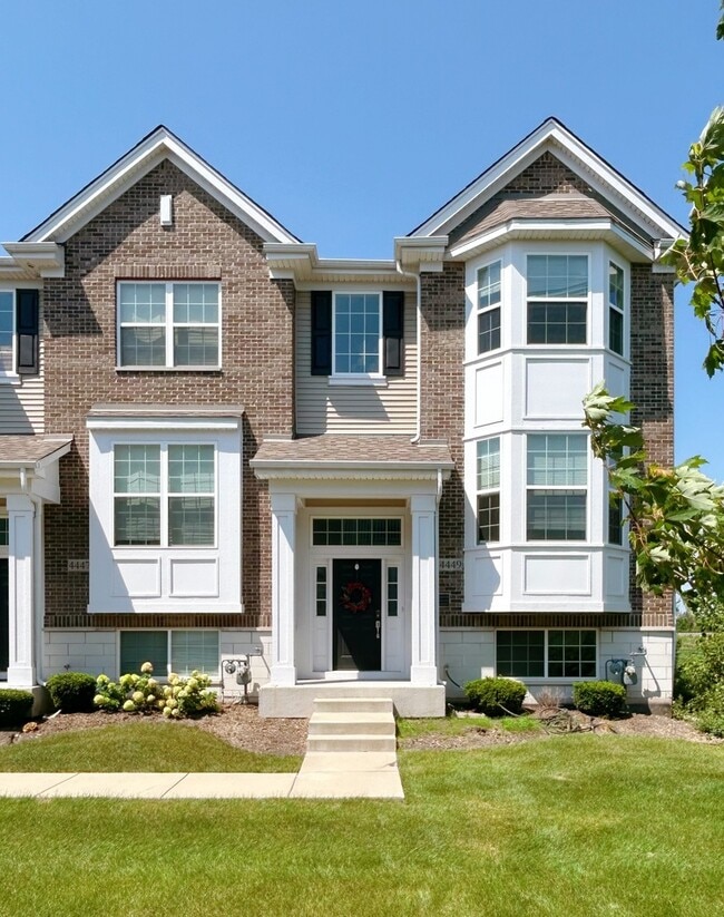 Building Photo - 4449 Monroe Ct