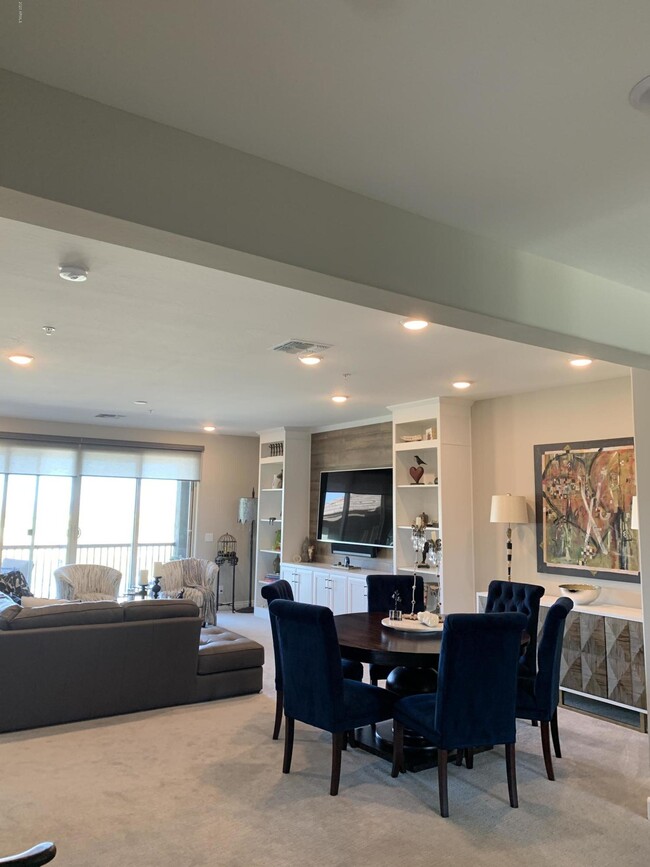 Building Photo - 5100 Rancho Paloma Dr