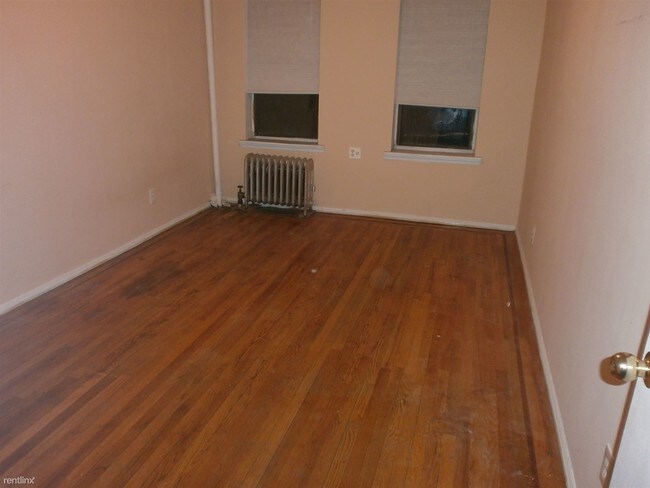 Building Photo - 8835 23rd Ave