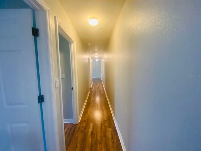 Foto del edificio - 423 Disston Ave