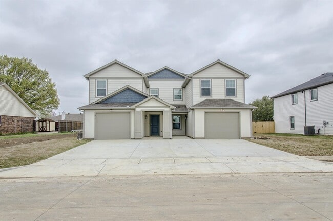 Photo - 4021 Sheraton Rd (Denton, TX) House