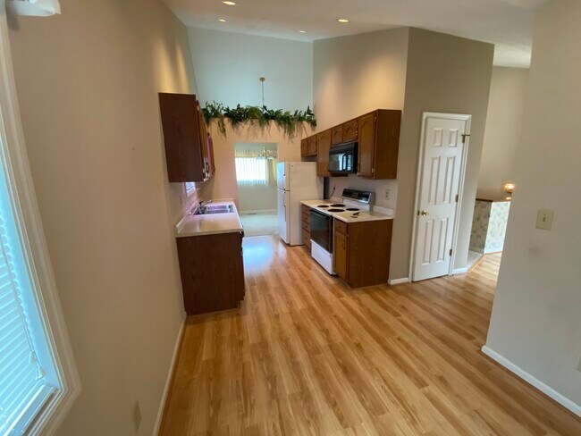Foto del edificio - 9992 Shamrock Ln