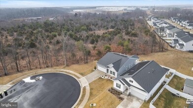 Building Photo - 154 Nevermore Dr