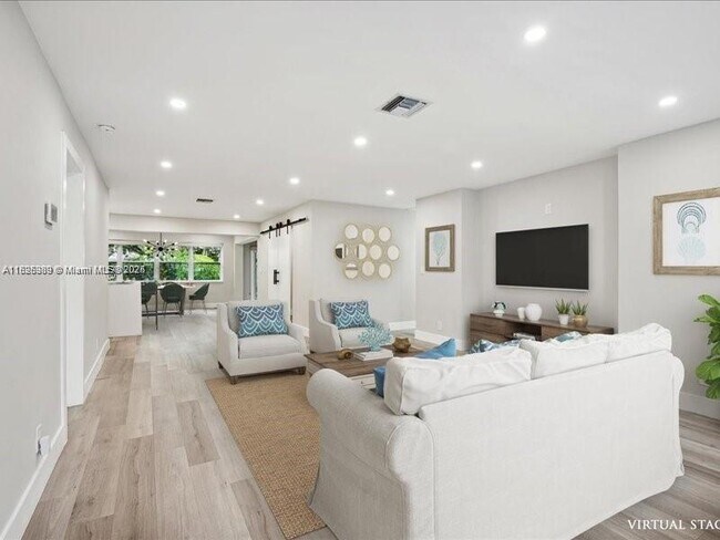 Foto del edificio - 2932 NW 8th Ave