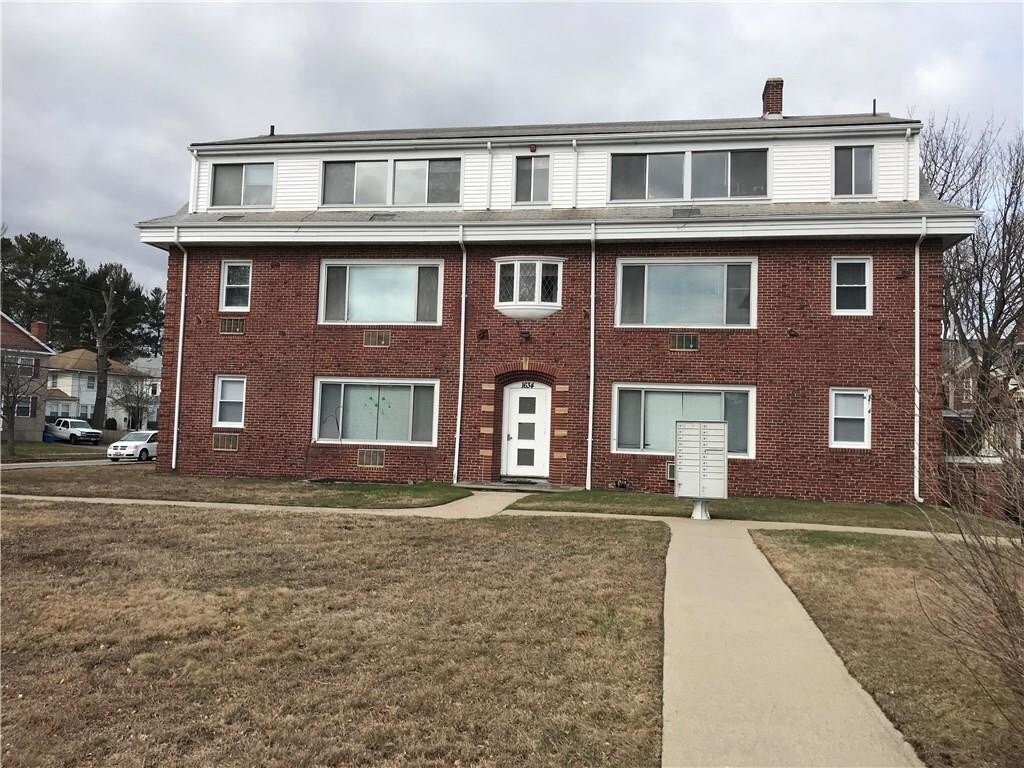 Primary Photo - 1634 Broad St