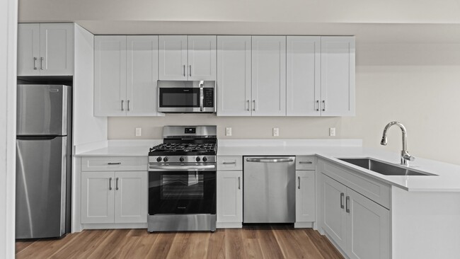 Building Photo - 475 Communipaw Ave
