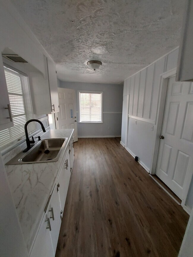 Photo - 1722 Hampton St House