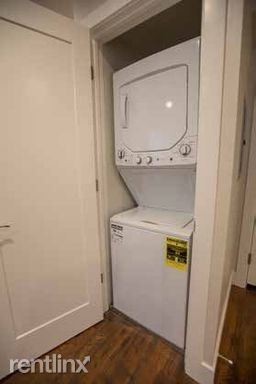 Foto del edificio - 1 br, 1 bath  - 1325 18th St Apt 107 Apt 107