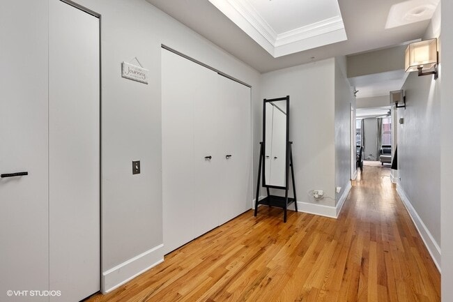 Building Photo - 165 N Canal St