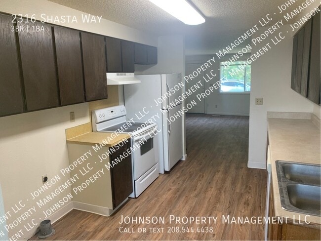 Foto del edificio - 2316 Shasta Way