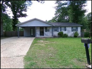 Building Photo - 9700 Ithica Dr