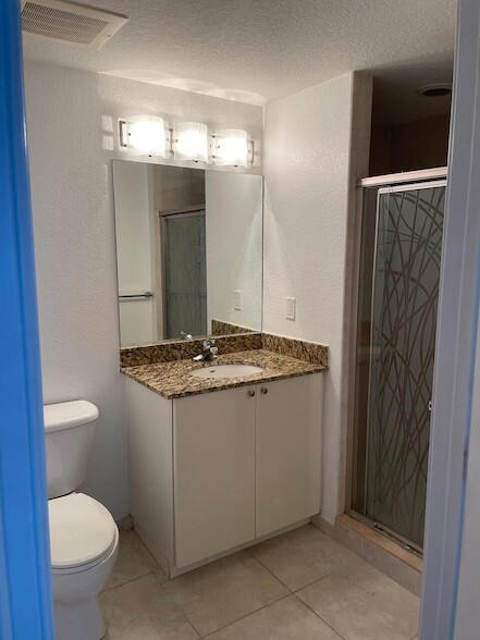 Building Photo - 1830 Radius Dr