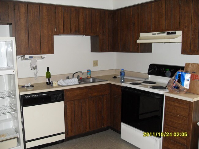 Foto del edificio - 7303 Fall Creek Ln