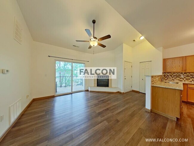 Foto del edificio - 2049 Legacy Ridge View