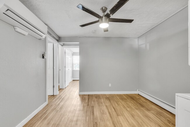 Foto del edificio - 825 12th St