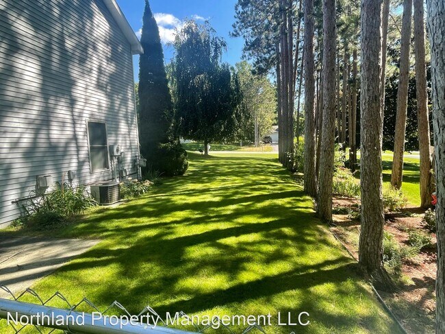 Building Photo - 4 br, 3 bath House - 472 Eden Street
