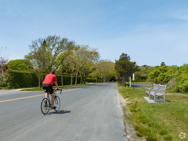 Bike your way down to East Hampton main beach.