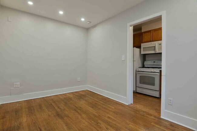 Foto del edificio - 725 Kearny St NE