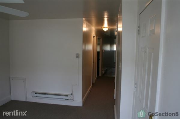 Building Photo - 6747 Guyer Ave