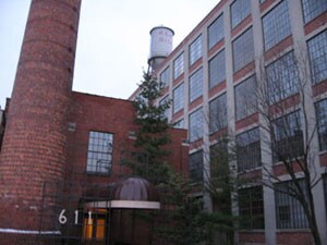 Primary Photo - 611 N Park Ave