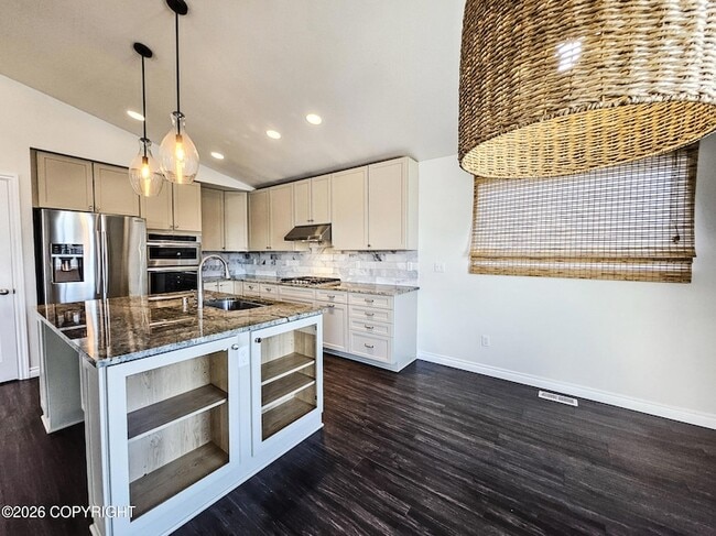 Building Photo - 1022 Northpointe Bluff Dr