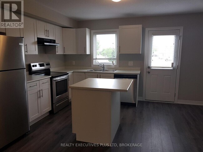Photo du bâtiment - 7768 Ascot Cir