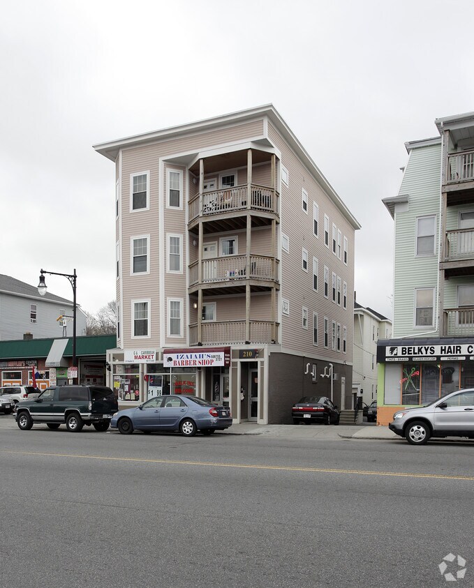 210210A Chandler St, Worcester, MA 01609 Apartments in Worcester, MA