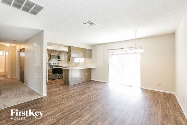 Building Photo - 6779 Carrera Dr