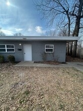 Building Photo - 400 Dyer St