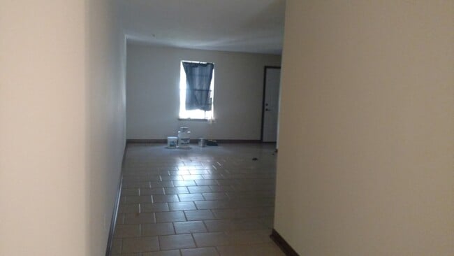 Building Photo - 212 Geneva St