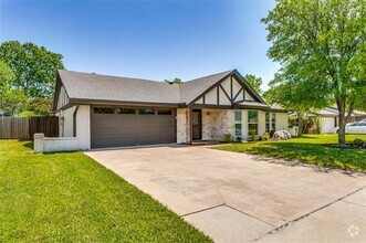 Building Photo - 1043 Summerplace Ln