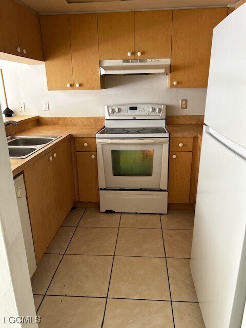 Foto del edificio - 616 SW 47th Terrace