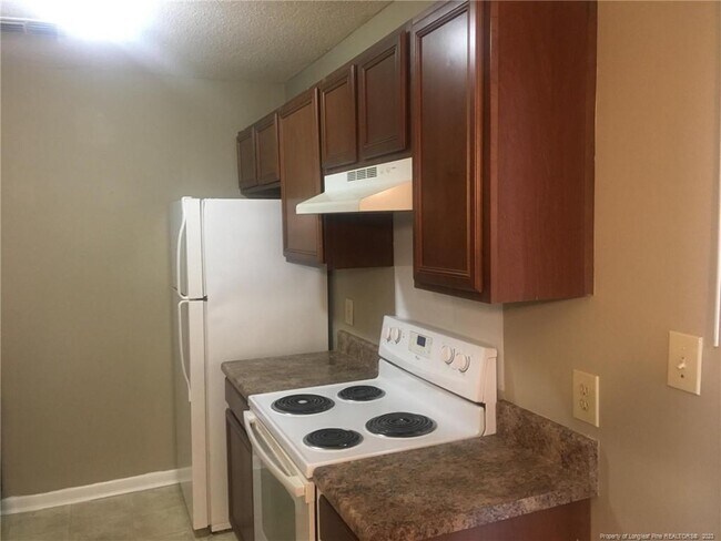 Foto del edificio - 602 Mosswood Ln