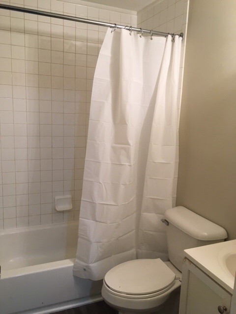 Bathroom - 1419 E Market St