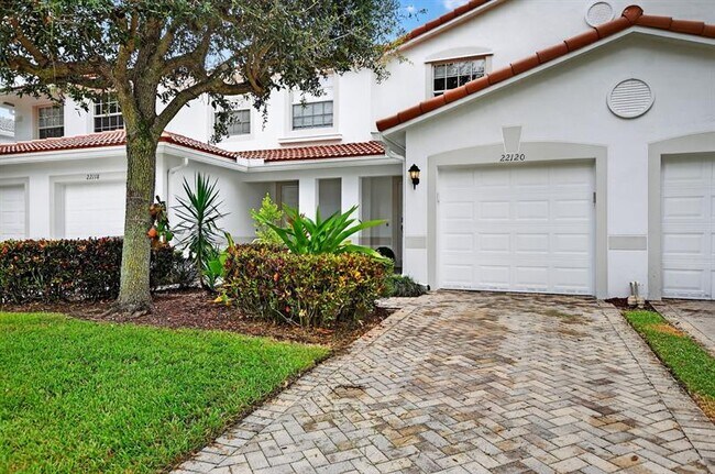 Foto del edificio - 22120 Majestic Woods Way